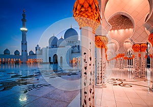 Night view at Mosque, Abu Dhabi, United Arab Emirates