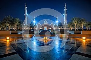 Night view at Mosque, Abu Dhabi, United Arab Emirates