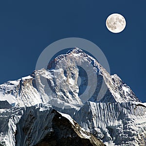 night view of mt Makalu with moon