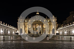 Night view of Saint Peter\'s Square in Vatican City, Rome