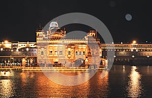 Night view of Shri Darbar Sahib