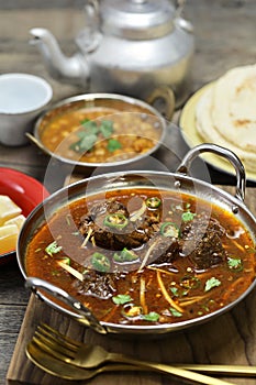 Nihari, pakistani beef curry