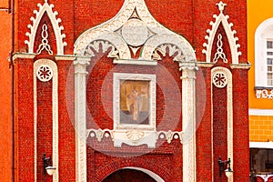 Nikolskaya Tower of the Kremlin with the icon photo