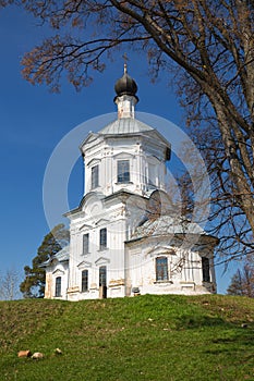 Nilo-Stolobensky monastery, white church