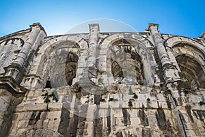 Nimes, arenas