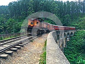 Nine Arch Brige Ella Town