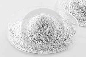 niobium pentoxide powder (Nb2O5), semiconductor material, niobium oxides