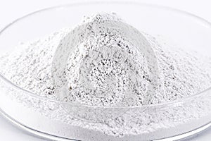 niobium pentoxide powder (Nb2O5), semiconductor material, niobium oxides