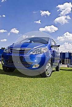 Nippy Blue Budget Hatch