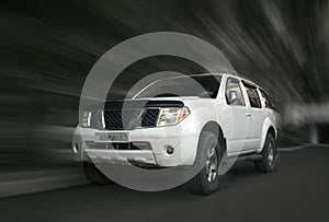 Nissan Pathfinder white car.