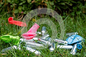 Nitrous oxide canisters / cream puff chargers and balloons: steel cylinders contain nitrous oxide / laughing gas for legal high