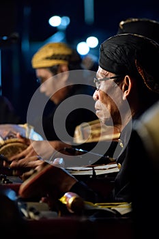 Niyaga javanese musician gamelan player