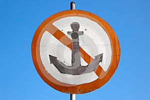 No Anchor sign