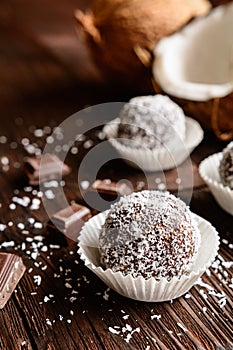No bake coconut balls