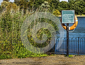 No bathing sign in Hyde Park