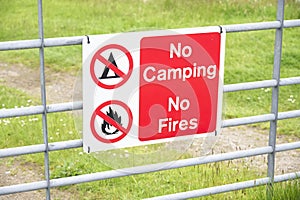 No camping no fire sign on entrance gate