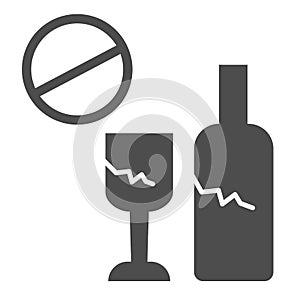 No glass or bottles solid icon. Broken glass ban vector illustration isolated on white. Broken package prohibited glyph