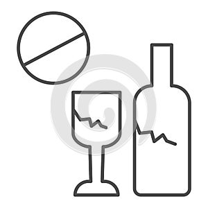 No glass or bottles thin line icon. Broken glass ban vector illustration isolated on white. Broken package prohibited