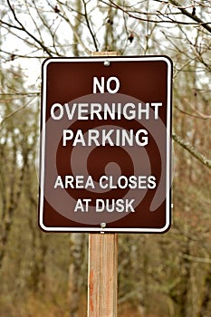 No overnight parking sign