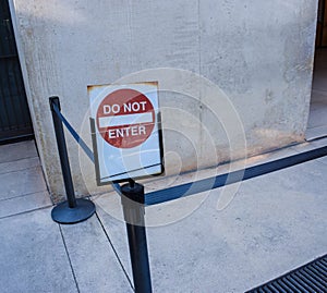 No pass sign for visitors at the alhambra in granada