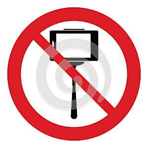 No selfie icon. prohibited sign.  No monopod icon