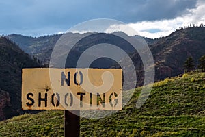 No shooting sign - gun ban