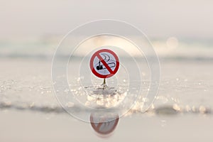 No smoking sign on the beach