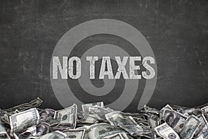 No taxes text on black background