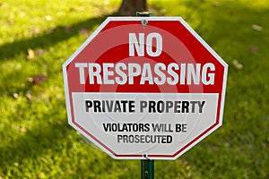 No trespassing yard sign