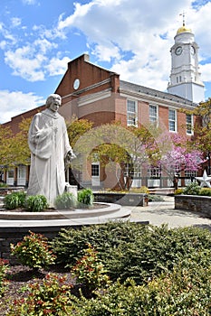 Noah Webster statue in West Hartford, Connecticut