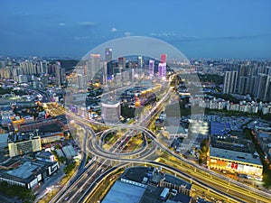 Node interchange between Nanda Avenue and Panyu Avenue in the evening