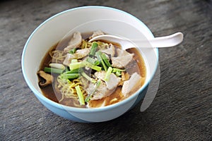 Noodle with pork