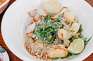 Thai FoodSukhothai noodles recipe has a sweet taste that is adapted to the popularity of northern Thailand.