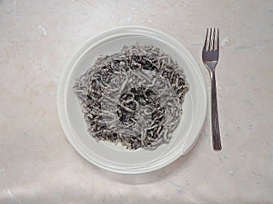 Noodles with poppy seeds