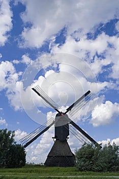 Noordeveldse windmill near Dussen