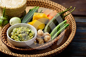 Northern Thai food, Spicy young green chili dip