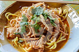 Northern Thai Noodle Curry Soup - Khao Soi