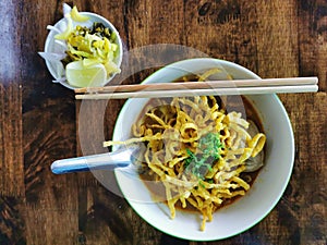 Northern Thai Noodle Curry Soup, khaosoi