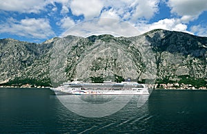 Norwegian Star at anchor in the bay