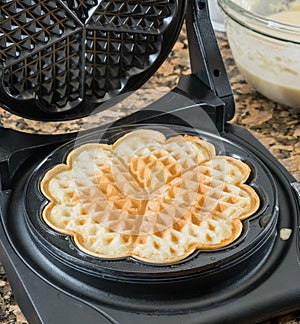 Norwegian waffle maker or iron