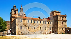 Nosa Senora da Antiga School - monumental school and church in