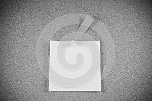 note papers on cork board background