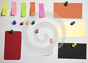 Note pushclipping path office crushed paper differ