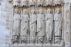 Notre dame facade statue detail