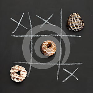 Noughts and Crosses with Dougnuts