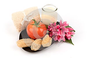 Nourish your skin and hair with hibiscus flowers, tomato and curd