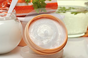 Nourishing cream photo