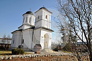 Nucet monastery