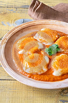 Nuggets with melted camembert