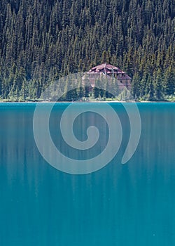 Num-Ti-Jah Lodge on Bow Lake